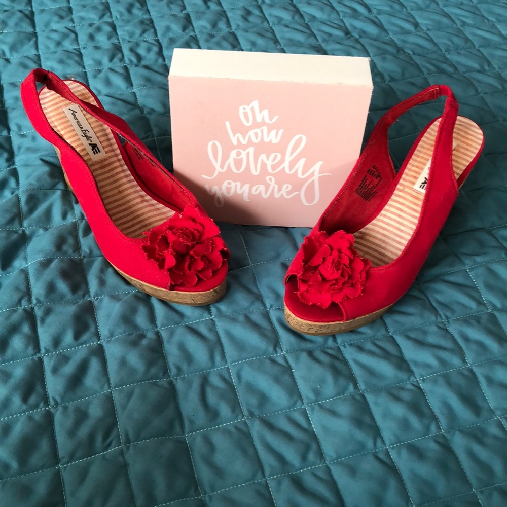 American Eagle wedge peep toe sandals